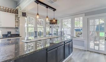 132 Dukate St, Biloxi, MS 39530