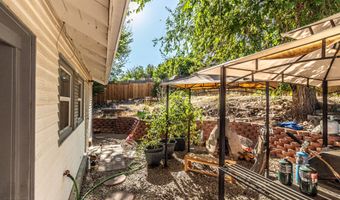 612 LOVERS Ln, Aztec, NM 87410