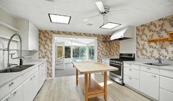 275 NAUTICAL Blvd S, Atlantic Beach, FL 32233