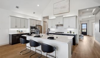 709 Meridian Dr, Aledo, TX 76008
