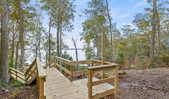 389 Lakeshore Dr, Bainbridge, GA 39819