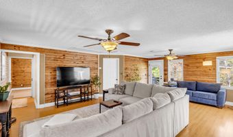 9110 Dove St, Bay St. Louis, MS 39520