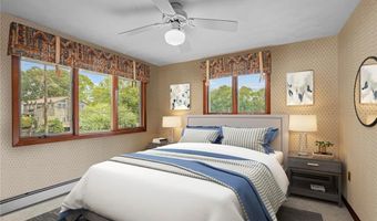 236 Indian Trl, Narragansett, RI 02874