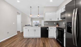 1939 Auburn Hills Dr, Benton, AR 72015