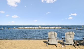 3273 ARUNDEL ON THE BAY Rd, Annapolis, MD 21403