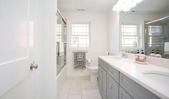 107 Orchard Ave, Middletown, RI 02842