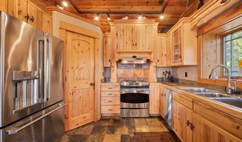 1062 Johnny Martinez Trl, Bozeman, MT 59715