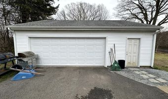 320 Halls Hill Rd, Colchester, CT 06415