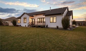 1007 28th St SW, Austin, MN 55912