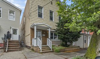 15 W 9TH St, Bayonne, NJ 07002