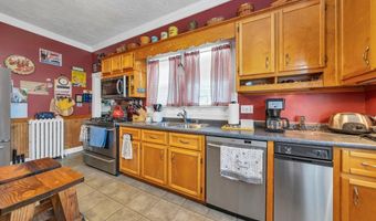 901 Bedford Ave, Altavista, VA 24517