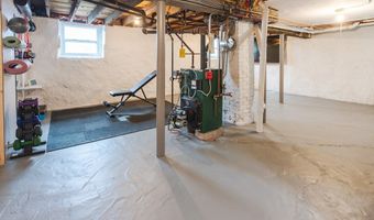 10 Agawam St, Boston, MA 02122
