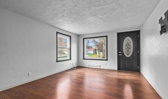 1200 S KERNAN Ave, Appleton, WI 54915