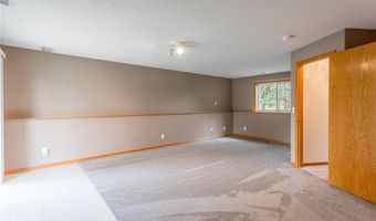 13742 Underclift St NW, Andover, MN 55304
