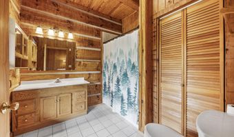 1793 Cherokee Dr, Bean Station, TN 37708