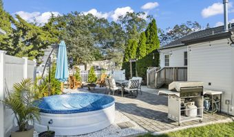 240 Timberline Rd, Toms River, NJ 08753