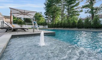 34 Green Meadow Blvd, Middletown, NJ 07748