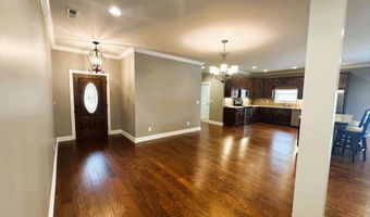 104 Canterbury Cir, Arab, AL 35016