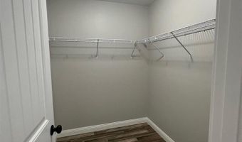 220 Open Meadows Dr, Bardstown, KY 40004