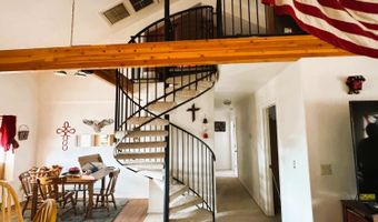 806 SPOTTED WOLF Ave, Aztec, NM 87410