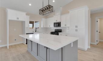 22520 Houston St, Apple Valley, CA 92308