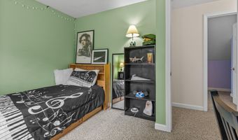 15 S Ridge Dr, Standish, ME 04084