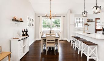 469 East Rd, Belford, NJ 07718