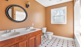 44 Azalea Ave, Exeter, RI 02822