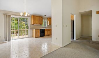 34 Fairlawn St, Bristol, CT 06010