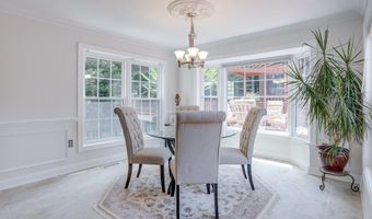 4918 SUNSET Ln, Annandale, VA 22003
