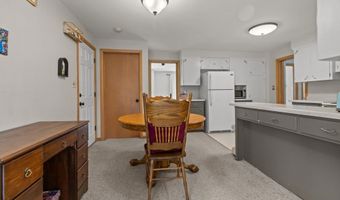 1218 W BREWSTER St, Appleton, WI 54914