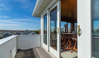 276 Bonnet Point Rd, Narragansett, RI 02882