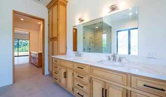 2224 Careful Ave, Agoura Hills, CA 91301