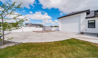 2868 Spring Gulch Dr, Ammon, ID 83406