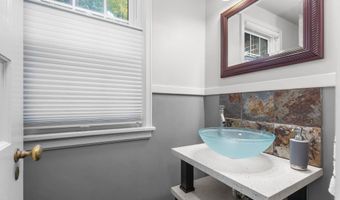 280 RIVER Dr, Appleton, WI 54915