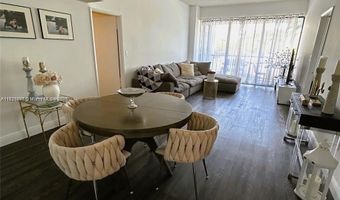 20515 E Country Club Dr 142, Aventura, FL 33180