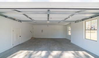 725 Waterford Way, Ashford, AL 36312