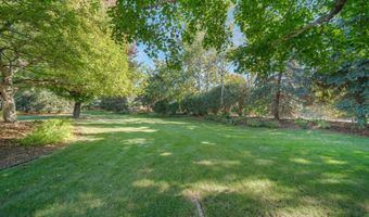 W6063 STRAWFLOWER Drive, Appleton, WI 54915