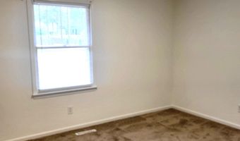 607 Longleaf Rd B, Aberdeen, NC 28315