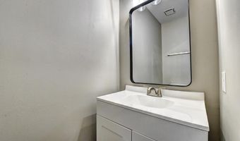 43485 PLANTATION Ter, Ashburn, VA 20147