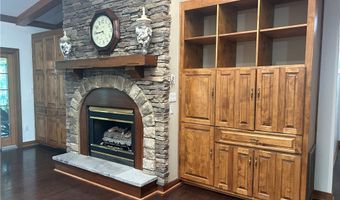 905 Meadow Ln, Anderson, SC 29621