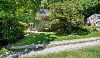 95 Cherokee Ave, Andrews, NC 28901