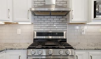 16289 Whitehead Dr, Argentine, MI 48451