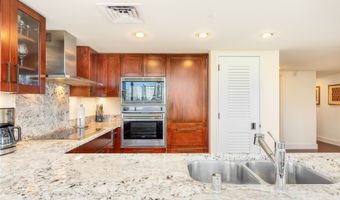 223 Saratoga Rd 1103, Honolulu, HI 96815
