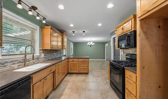2401 SE 16th St, Bentonville, AR 72712