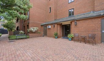 601 WILKES St 301, Alexandria, VA 22314
