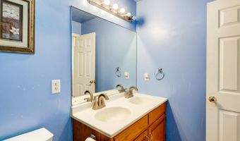 65 MICHIGAN Dr, Reading, PA 19608