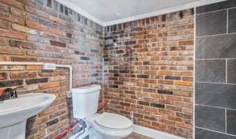 614 Maple St, Auburn, KY 42206