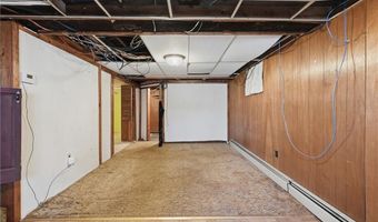 221 Curran Rd, Cumberland, RI 02864
