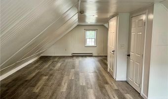 74 Leslie St, Cranston, RI 02910